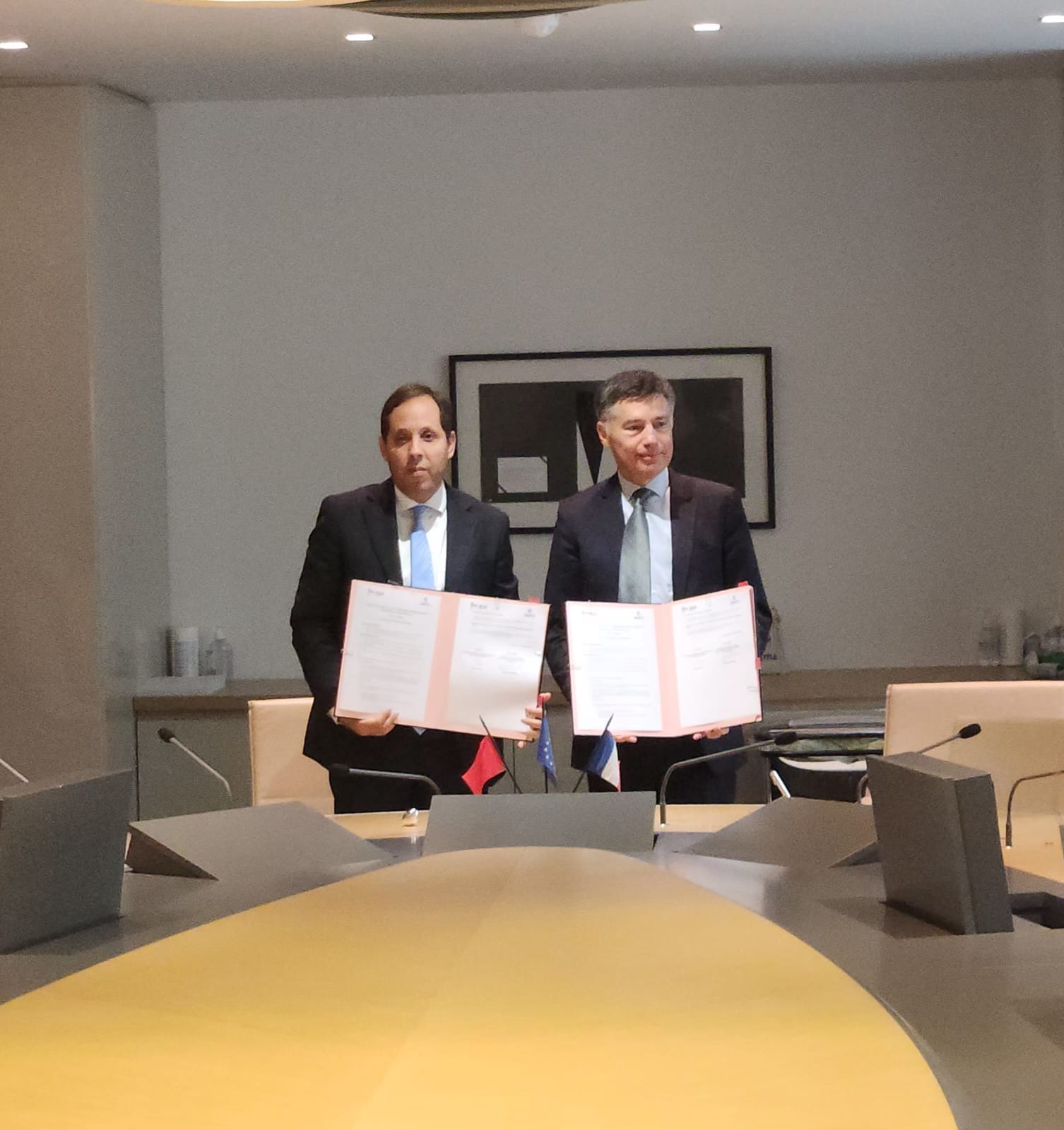 انعقاد اللجنة المشتركة السابعة والعشرين المتعلقة بالملكية الصناعية والتجارية بين المكتب المغربي للملكية الصناعية والتجارية والمعهد الوطني للملكية الصناعية